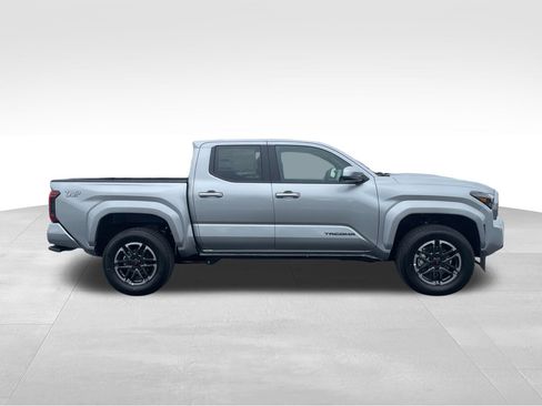 New 2026 Toyota Tacoma TRD Sport AWD/4WD image 2