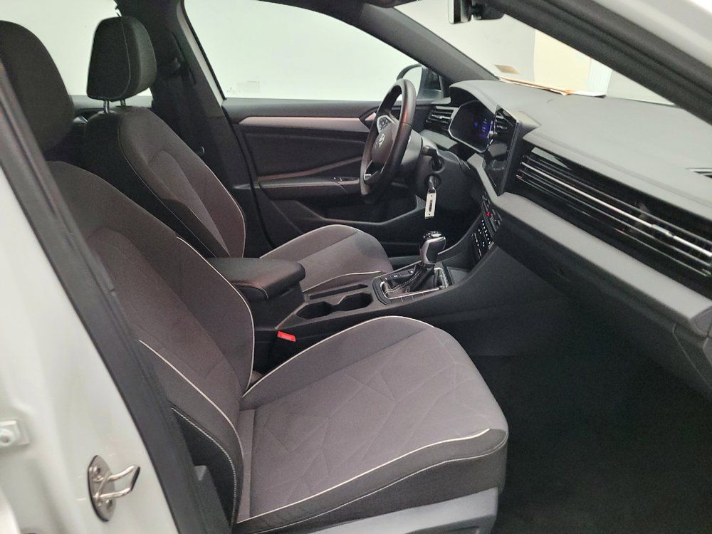 Used 2025 Volkswagen Jetta Sport FWD image 21