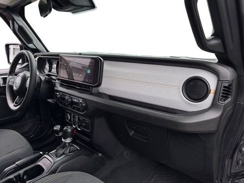 Certified 2024 Jeep Wrangler Unlimited Sport AWD/4WD image 18