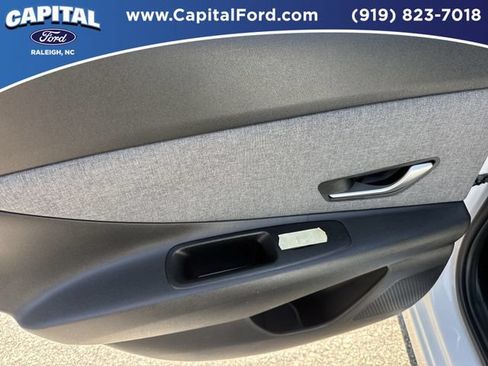 Used 2023 Hyundai Elantra Limited w/ Cargo Package FWD image 17