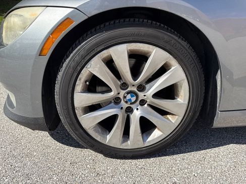 Used 2011 BMW 328i Convertible image 10