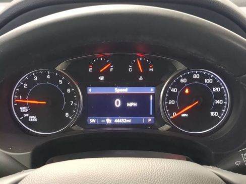 Used 2023 GMC Terrain SLT w/ Tech Package AWD/4WD image 30