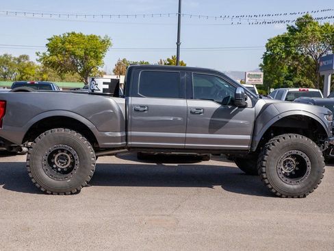 Used 2022 Ford F250 Lariat w/ Lariat Ultimate Package image 4