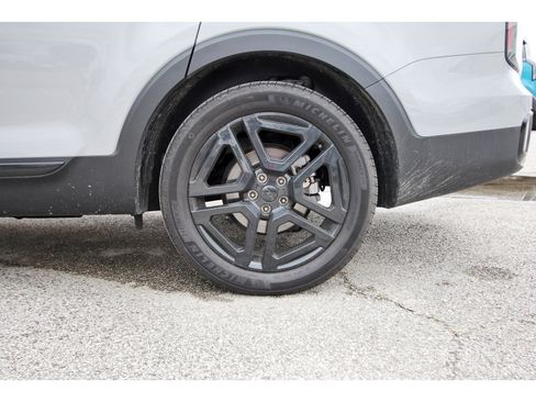 Certified 2025 Kia Telluride SX Prestige X-Line AWD/4WD image 30
