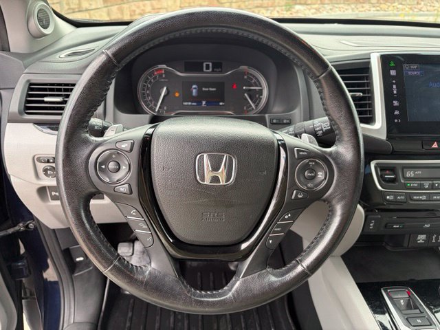 Used 2016 Honda Pilot Touring image 23