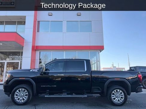 Used 2023 GMC Sierra 2500 Denali w/ Denali Ultimate Package image 4