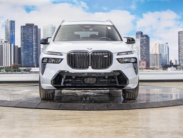 Used 2026 BMW X7 M60i AWD/4WD image 3