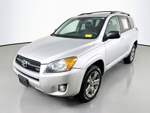 Used 2009 Toyota RAV4 Sport FWD image 3