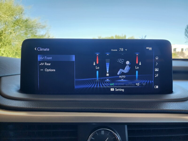 Used 2022 Lexus RX 350L Luxury w/ Accessory Package (Z1) AWD/4WD image 46