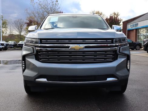 Used 2023 Chevrolet Suburban Premier image 7