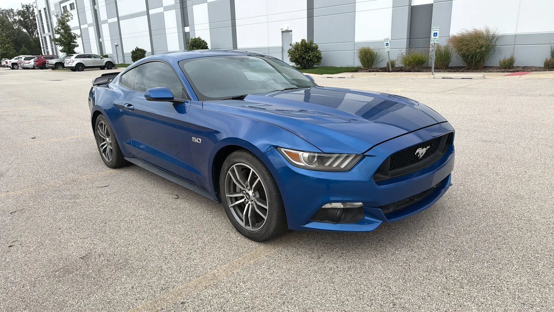 Used 2017 Ford Mustang GT Premium RWD image 3