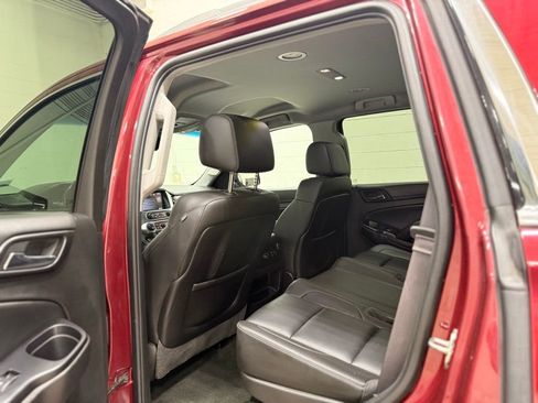 Used 2016 GMC Yukon SLT AWD/4WD image 35