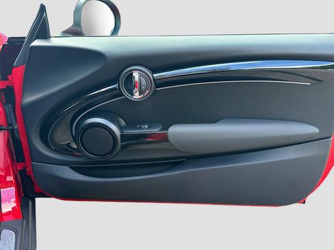 Certified 2024 MINI Cooper S image 31