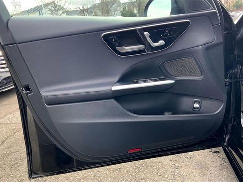 Used 2025 Mercedes-Benz C 300 4MATIC Sedan image 18