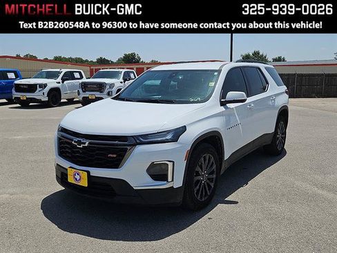 Used 2023 Chevrolet Traverse RS AWD/4WD image 1