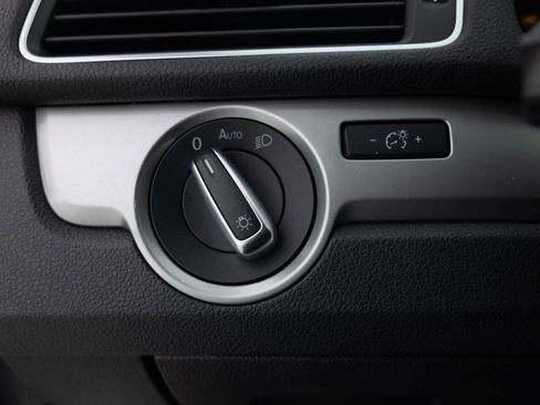 Used 2012 Volkswagen Passat 2.5 S image 32