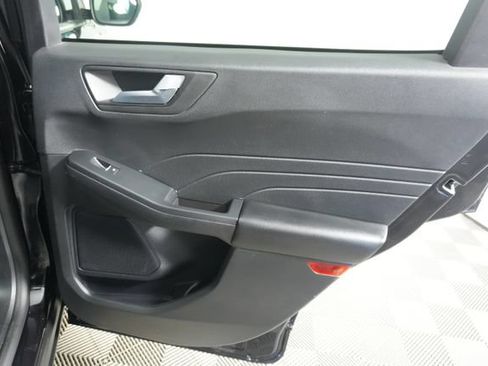 Certified 2025 Ford Escape ST-Line FWD image 32