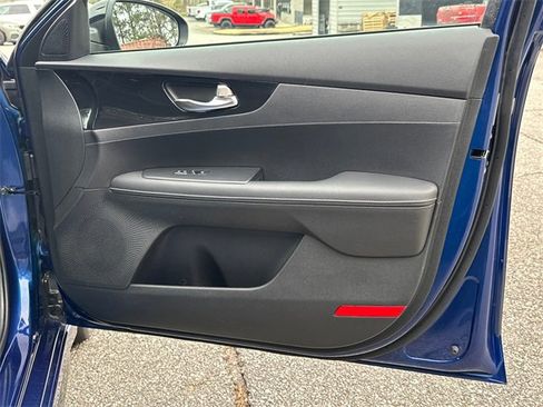 Used 2021 Kia Forte GT-Line image 14