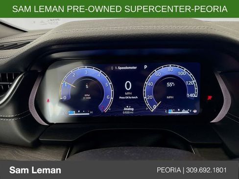 Used 2025 Jeep Grand Cherokee Limited w/ Luxury Tech Group II AWD/4WD image 12