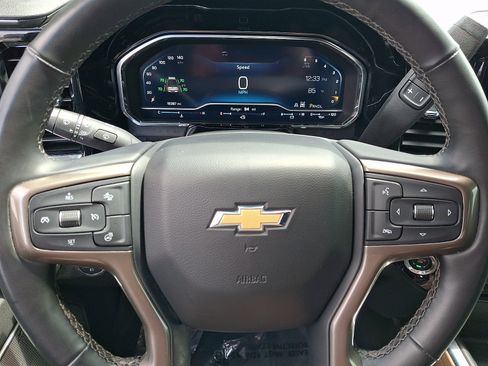 Used 2024 Chevrolet Silverado 3500 High Country w/ High Country Premium Package AWD/4WD image 21