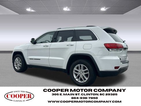 Used 2018 Jeep Grand Cherokee Laredo RWD image 5