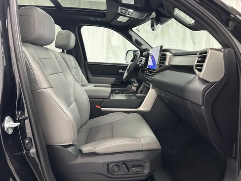 Used 2025 Toyota Sequoia Limited image 65