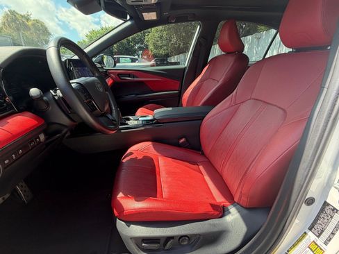 Used 2025 Toyota Camry XSE FWD image 23
