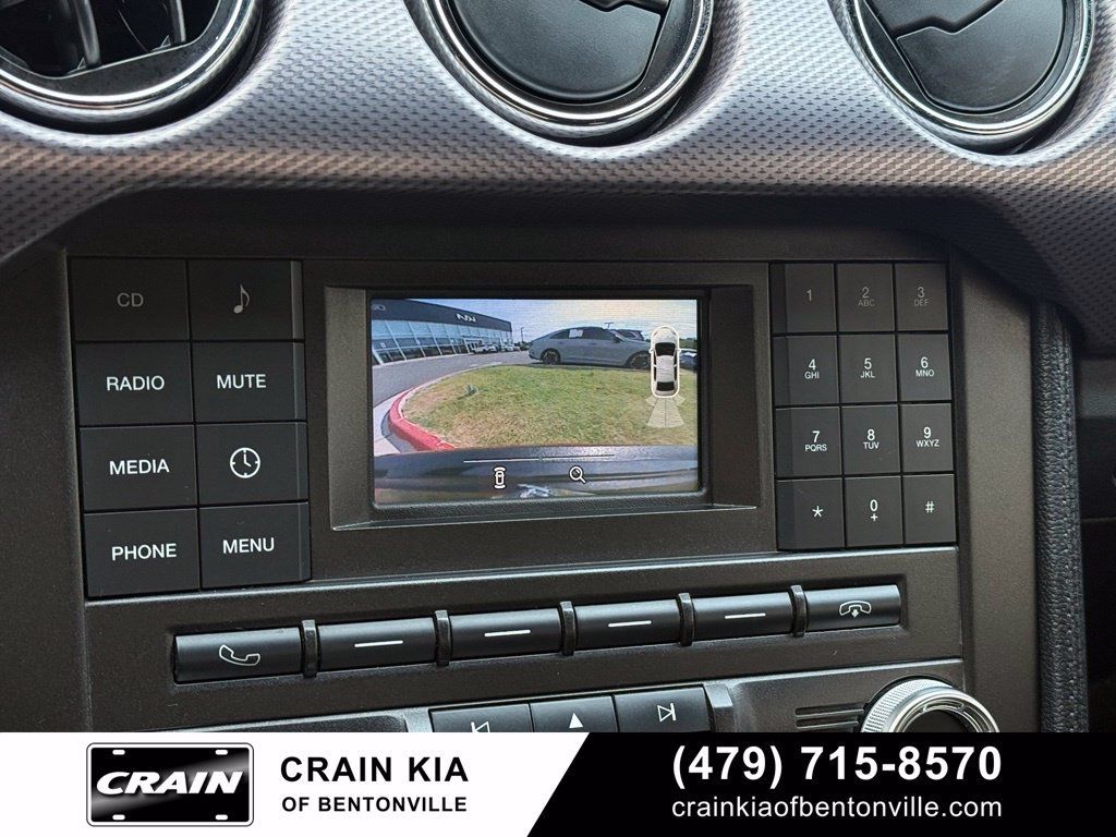 Used 2017 Ford Mustang Coupe RWD image 16