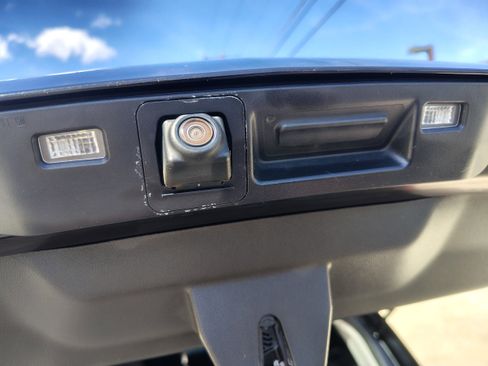 Used 2022 Chevrolet TrailBlazer LT AWD/4WD image 9