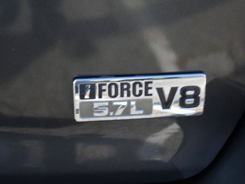 Used 2013 Toyota Sequoia SR5 AWD/4WD image 48
