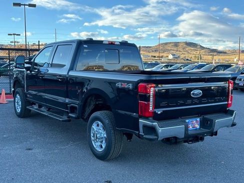 New 2026 Ford F250 XLT w/ XLT Premium Package image 3