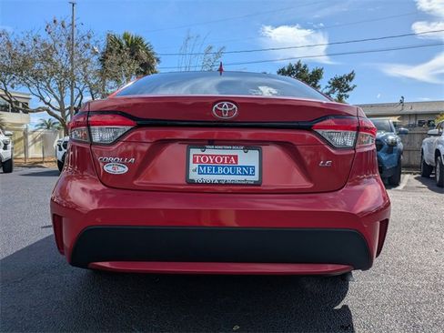 Used 2020 Toyota Corolla LE image 5