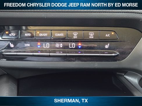 Used 2023 Buick Envision Essence FWD image 13