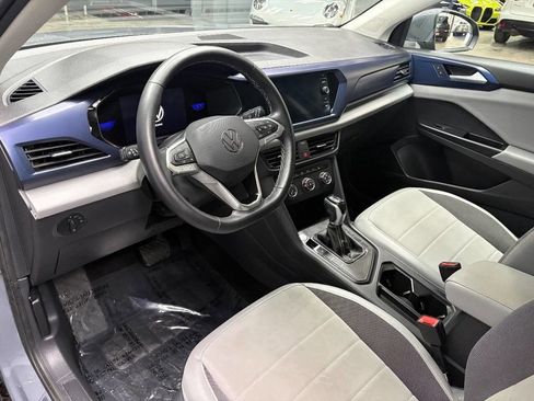 Used 2022 Volkswagen Taos SE FWD image 18