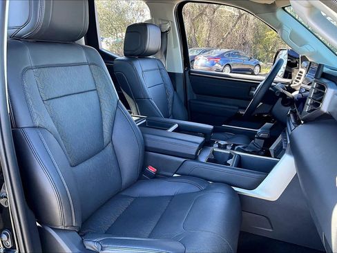 Used 2023 Toyota Tundra Limited image 8