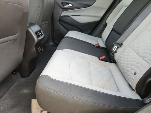 Used 2021 Chevrolet Equinox LS w/ LS Convenience Package FWD image 23