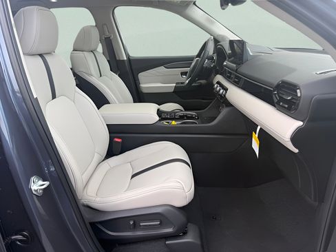 New 2026 Honda Pilot Touring image 15