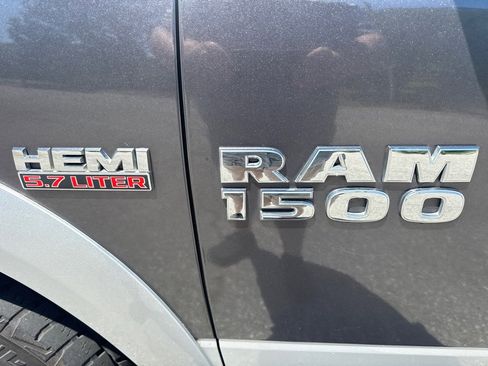 Used 2015 RAM 1500 Laramie w/ Convenience Group AWD/4WD image 11