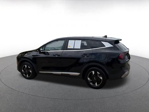 Used 2026 Kia Sportage LX FWD image 4