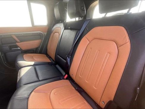 Used 2020 Land Rover Defender 110 X image 31