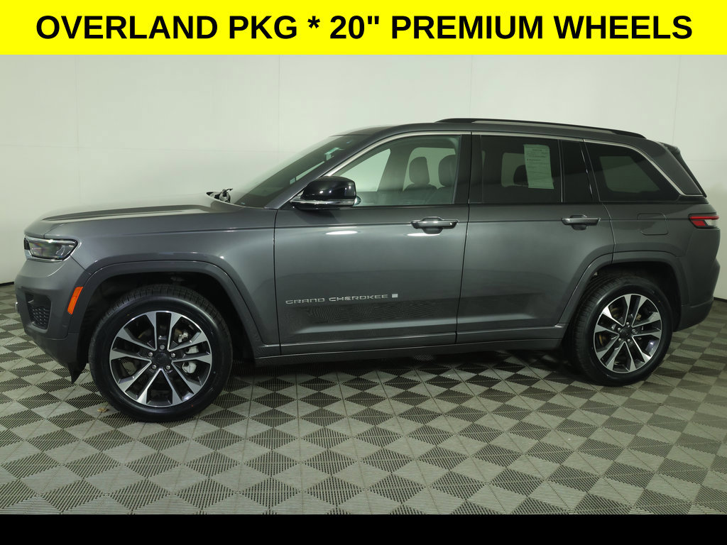 Used 2022 Jeep Grand Cherokee Overland AWD/4WD image 6