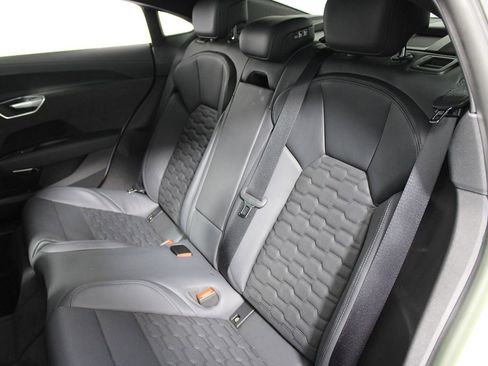 Used 2023 Audi e-tron GT Premium Plus image 31