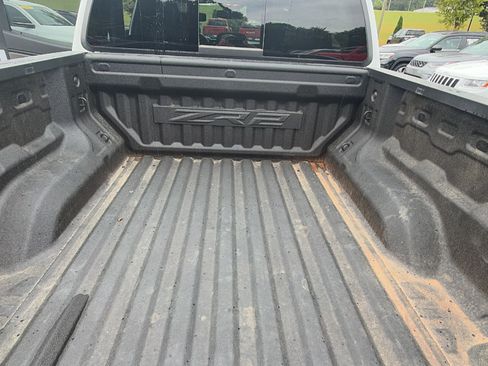 Used 2023 Chevrolet Colorado ZR2 AWD/4WD image 13