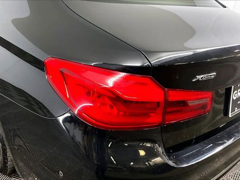 Used 2017 BMW 540i xDrive AWD/4WD image 28