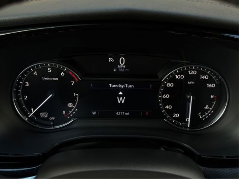 New 2025 Cadillac XT6 Luxury image 18