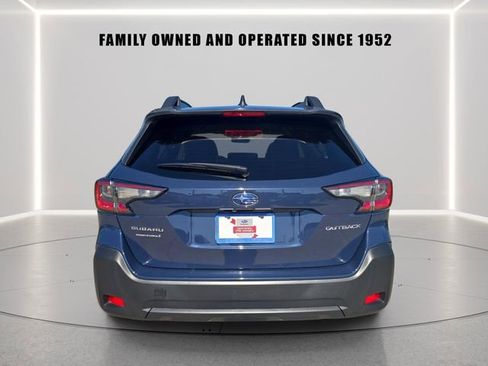 Certified 2024 Subaru Outback Premium AWD/4WD image 4