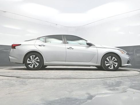 Used 2021 Nissan Altima 2.5 S image 34
