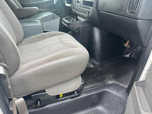 Used 2013 Chevrolet Express 1500 image 13