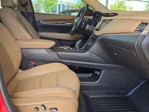 Used 2020 Cadillac XT5 Sportv w/ Platinum Package AWD/4WD image 28