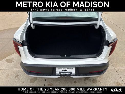 Used 2025 Kia K4 FWD image 31
